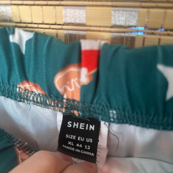 NWOT SIZE XL Size CHRISTMAS HOLIDAY Pants and Tops PAJAMAS - Picture 5 of 7